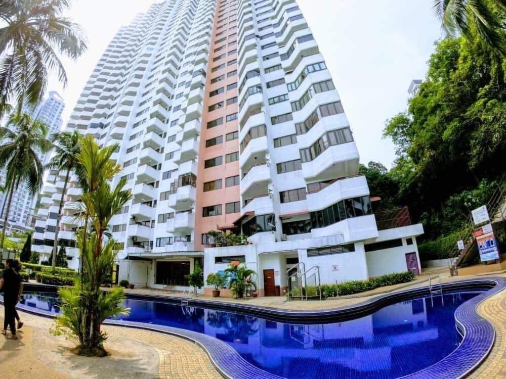 Airbnb At Sri Sayang Batu Ferringhi Beach Экстерьер фото