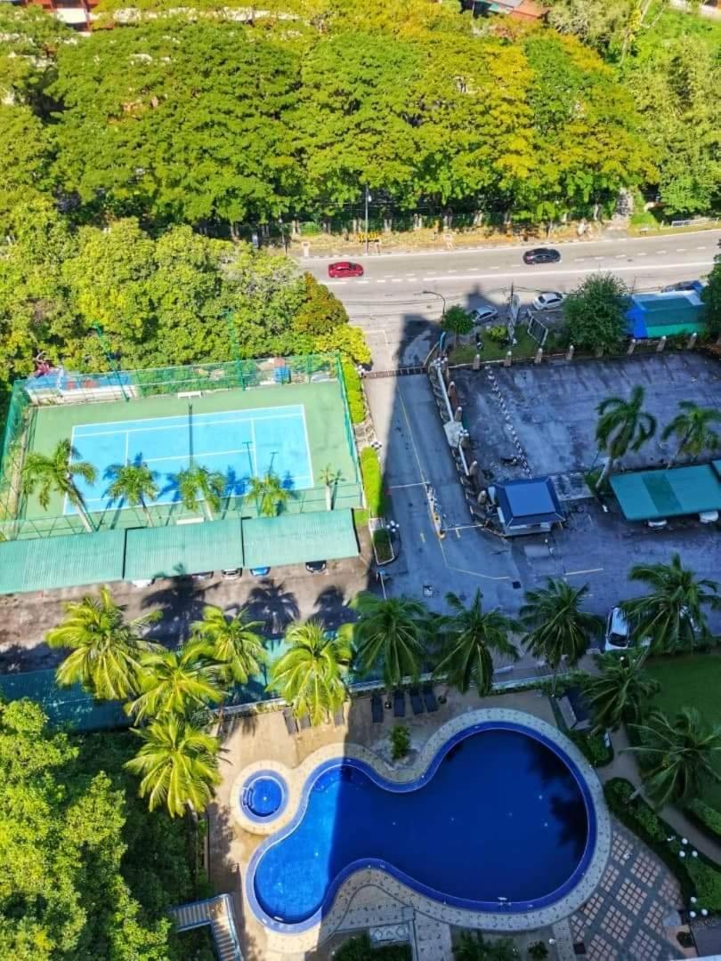 Airbnb At Sri Sayang Batu Ferringhi Beach Экстерьер фото