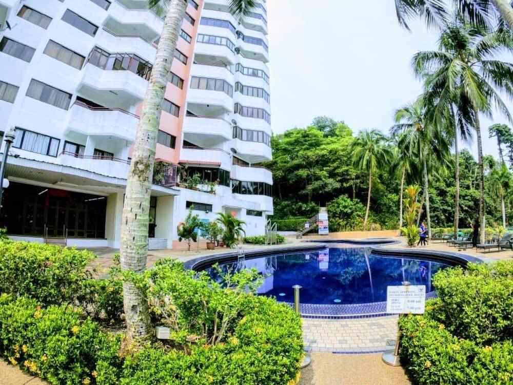 Airbnb At Sri Sayang Batu Ferringhi Beach Экстерьер фото