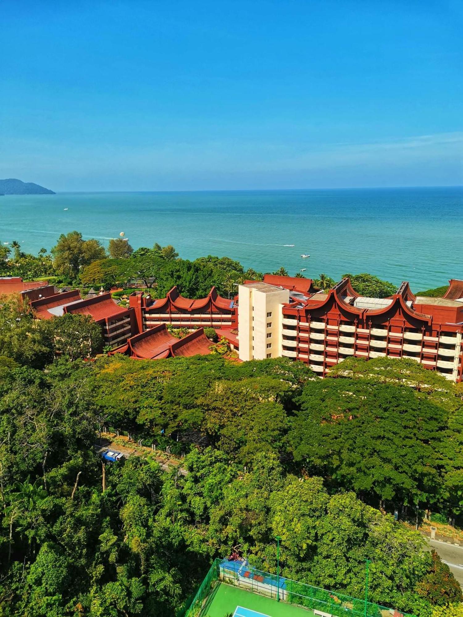 Airbnb At Sri Sayang Batu Ferringhi Beach Экстерьер фото